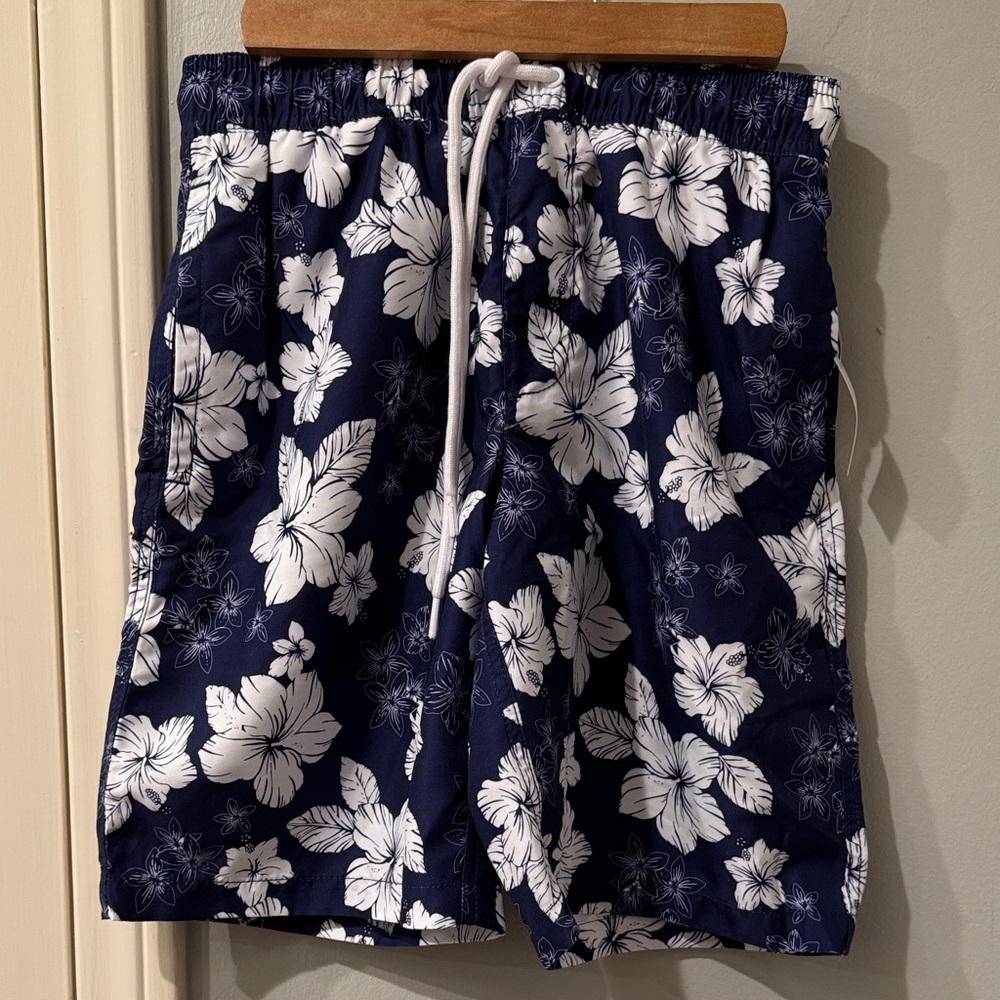 New with Tags Navy Floral Swim Shorts men’s small